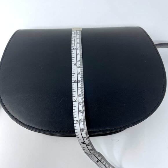 Uniqlo Saddle Shoulder Bag 2021, Crossbody Imitation Leather - Picture 8 of 16